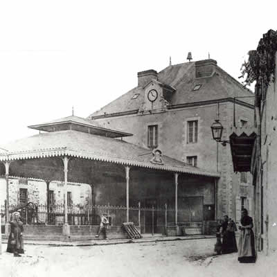 Les halles de 1886 à La Gacilly